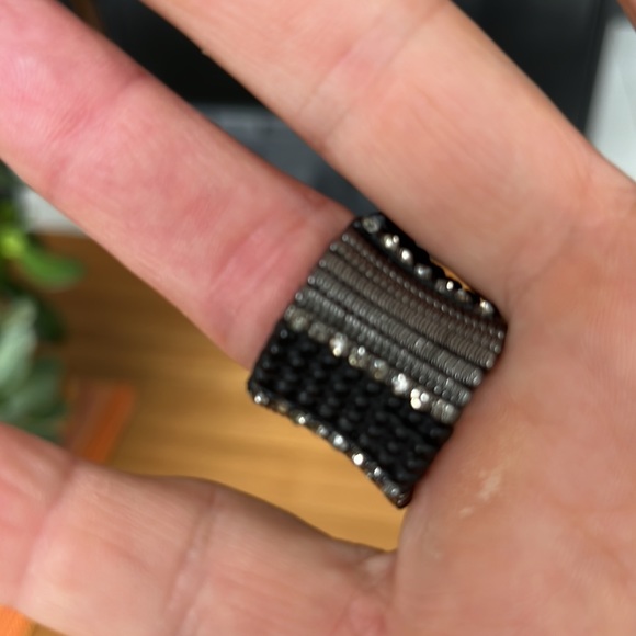 SILVER GUNMETAL-BLACK-RHINESTONE STRETCHY RING - Picture 2 of 3